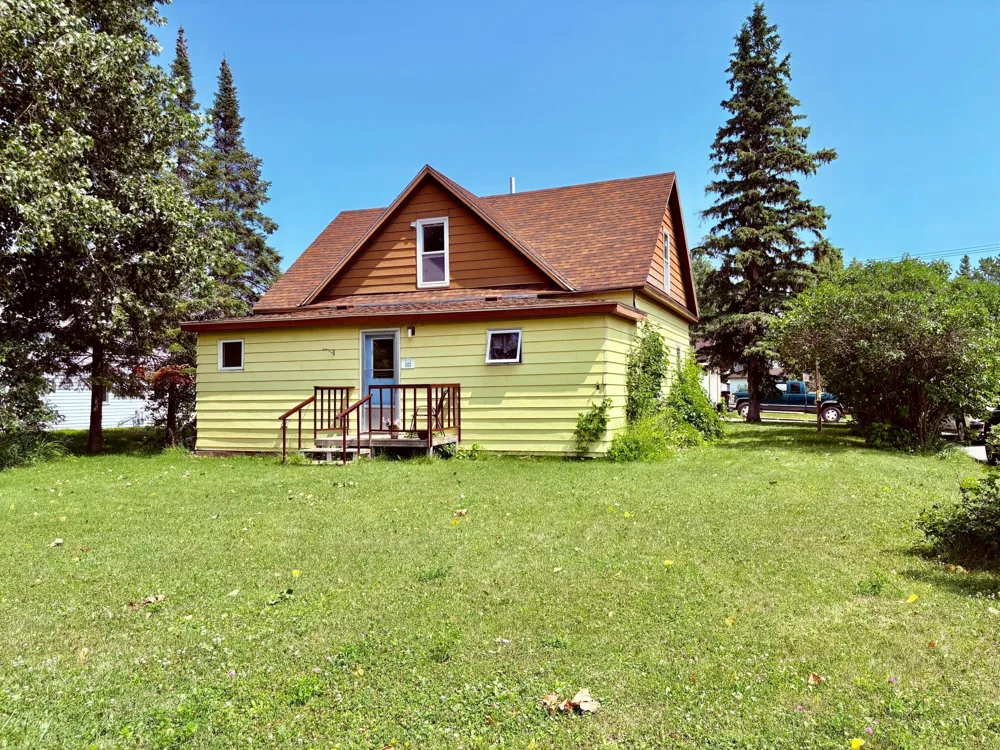 122 2nd Avenue SE Baudette, MN 56623