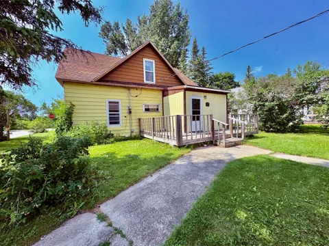 122 2nd Avenue SE
