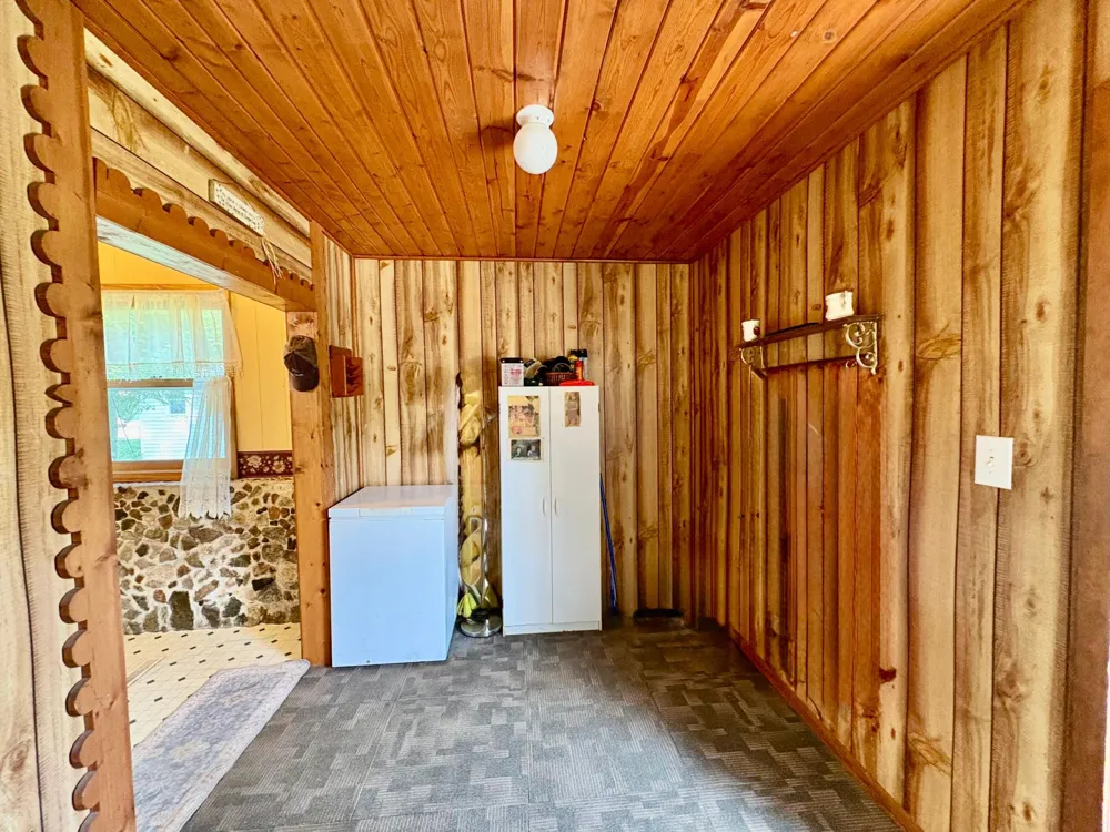 122 2nd Avenue SE Baudette, MN 56623