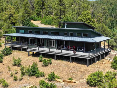 609 S Black Bear Place