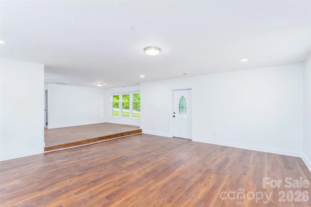 2136 W NC 150 Highway Lincolnton, NC 28092