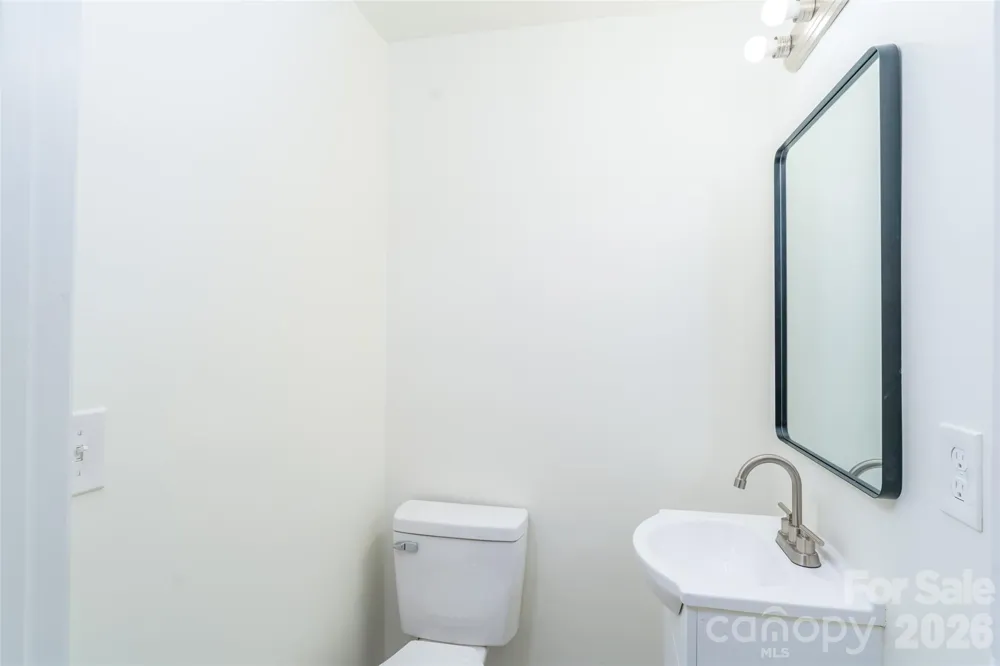 2136 W NC 150 Highway Lincolnton, NC 28092