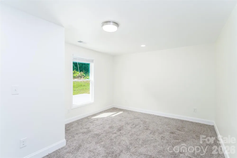 2136 W NC 150 Highway Lincolnton, NC 28092
