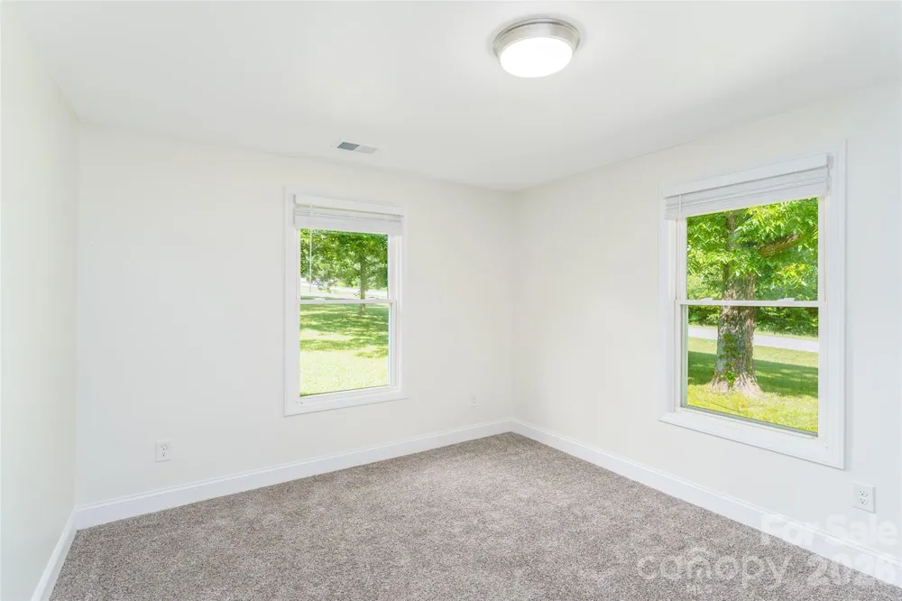 2136 W NC 150 Highway Lincolnton, NC 28092