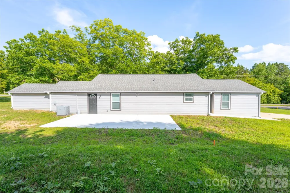 2136 W NC 150 Highway Lincolnton, NC 28092
