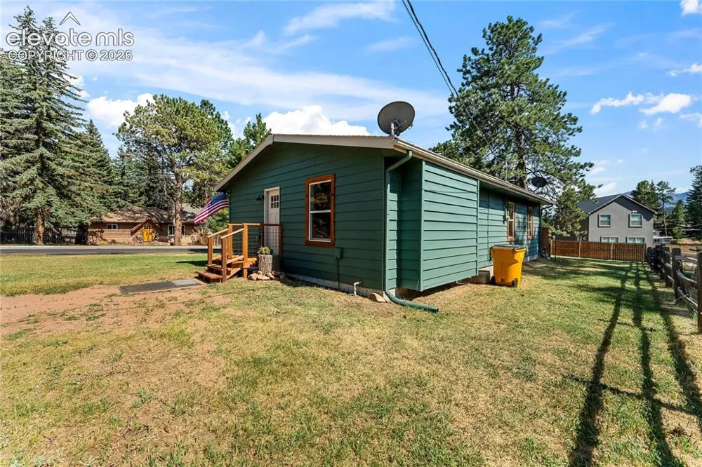 300 S Fairview Street Woodland Park, CO 80863