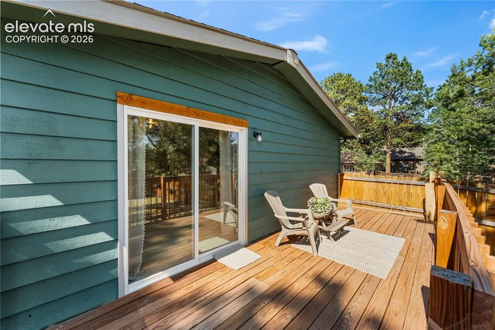 300 S Fairview Street Woodland Park, CO 80863