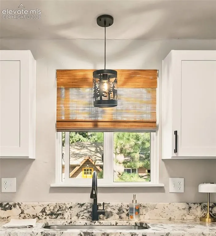 300 S Fairview Street Woodland Park, CO 80863