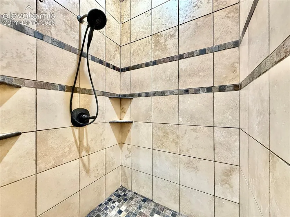 35 Meadow Creek Road Divide, CO 80814