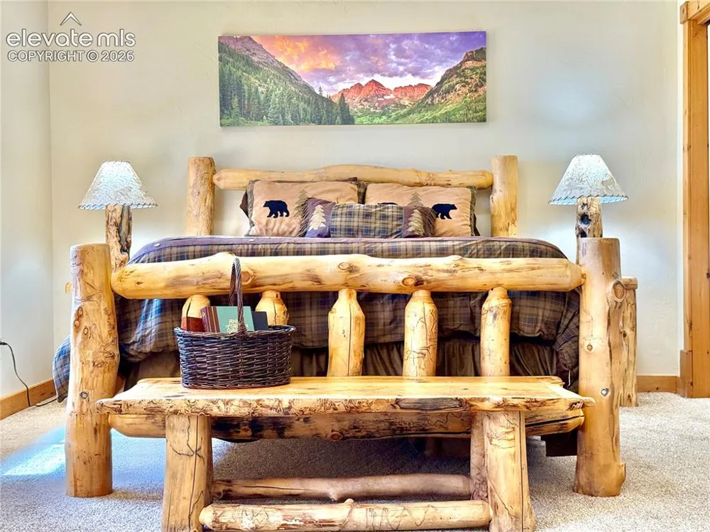 35 Meadow Creek Road Divide, CO 80814