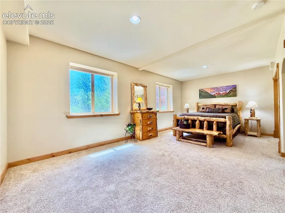 35 Meadow Creek Road Divide, CO 80814