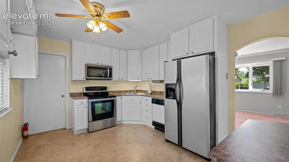 1719 Wynkoop Drive Colorado Springs, CO 80909