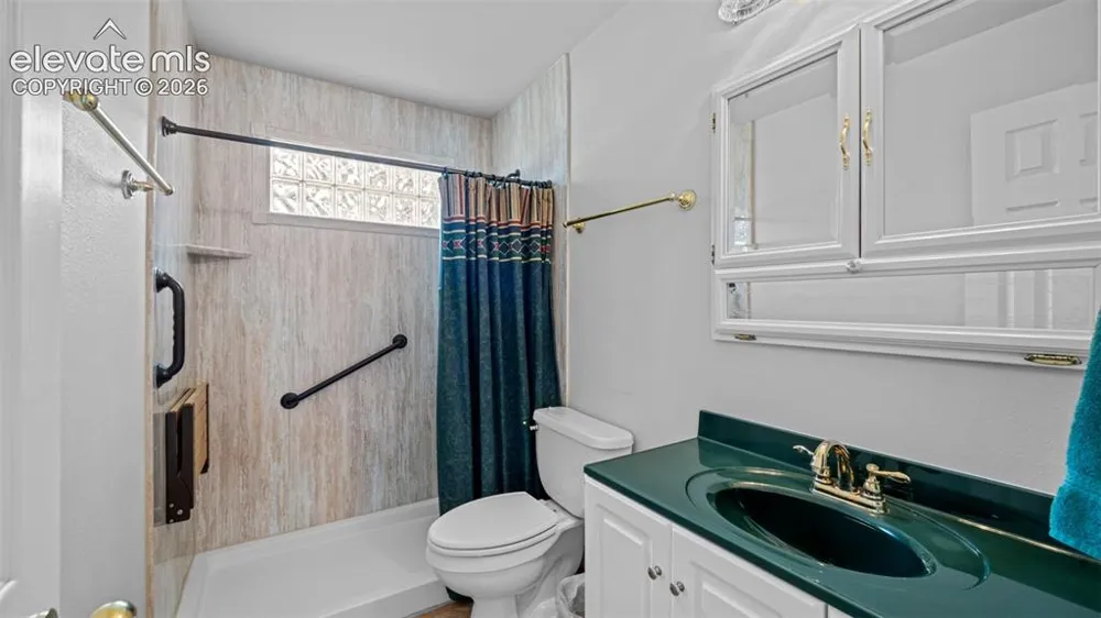 1719 Wynkoop Drive Colorado Springs, CO 80909