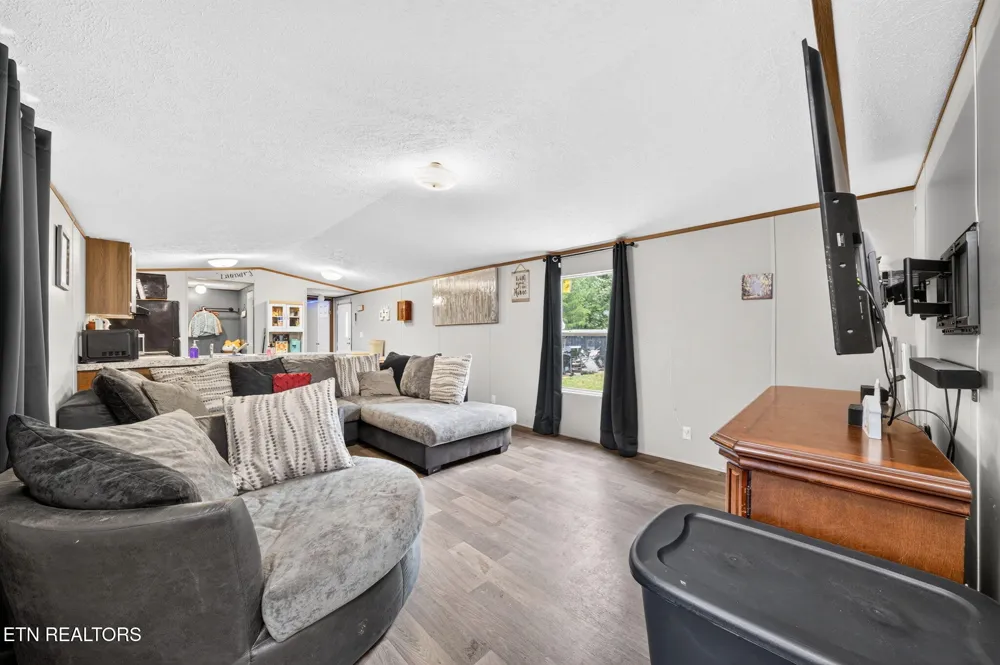 460 Jim Garrett Rd Monterey, TN 38574