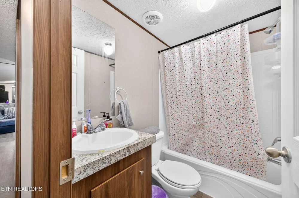 460 Jim Garrett Rd Monterey, TN 38574