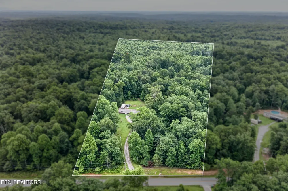 460 Jim Garrett Rd Monterey, TN 38574