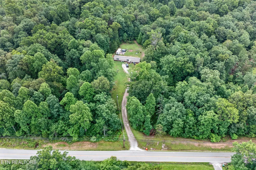 460 Jim Garrett Rd Monterey, TN 38574