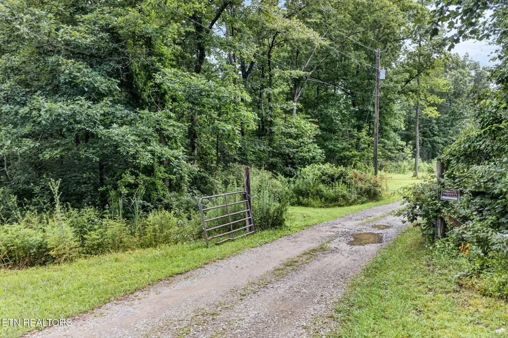 460 Jim Garrett Rd Monterey, TN 38574