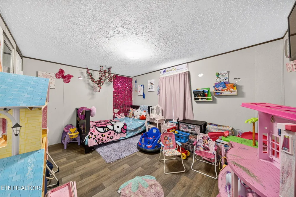 460 Jim Garrett Rd Monterey, TN 38574