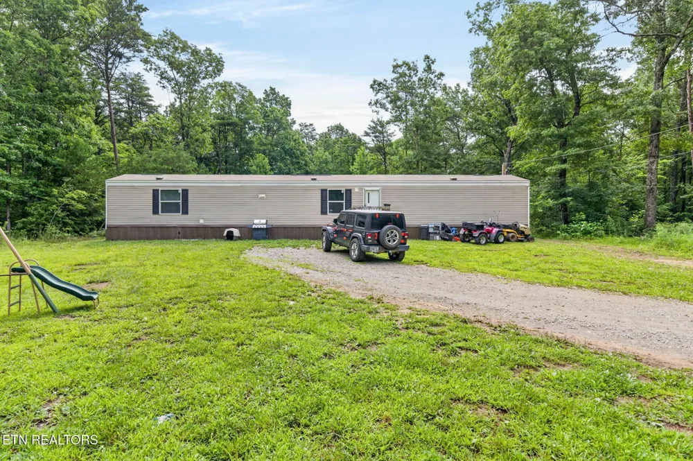 460 Jim Garrett Rd Monterey, TN 38574