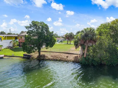 3287 SEA GRAPE DRIVE