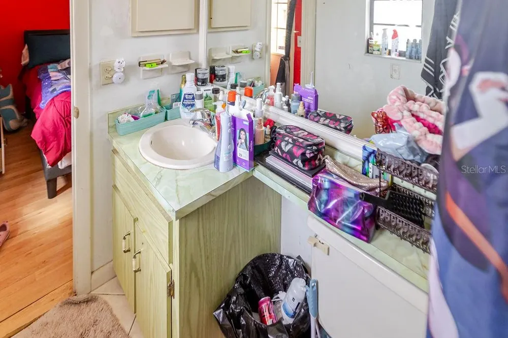 1042 TRYON CIRCLE Spring Hill, FL 34606