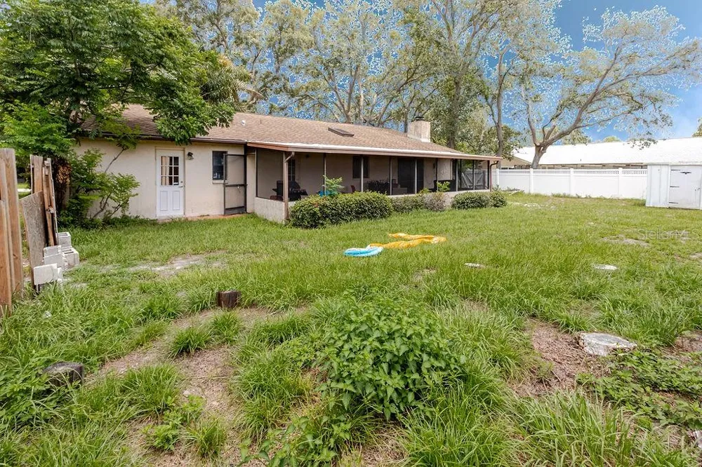 1042 TRYON CIRCLE Spring Hill, FL 34606