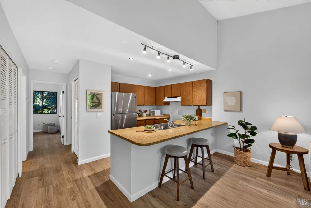 31 Arbor Street Cotati, CA 94931