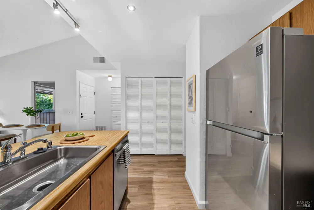 31 Arbor Street Cotati, CA 94931