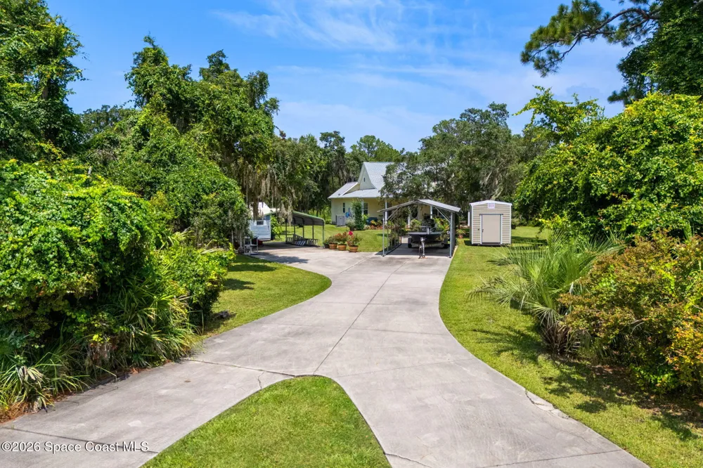 3931 U.S. 1 Mims, FL 32754