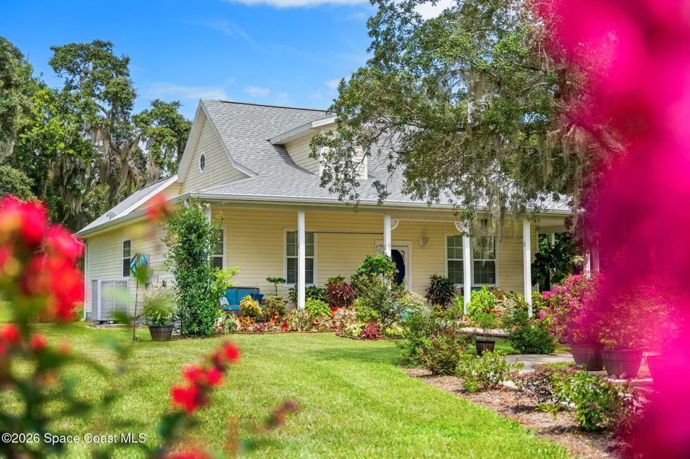 3931 U.S. 1 Mims, FL 32754