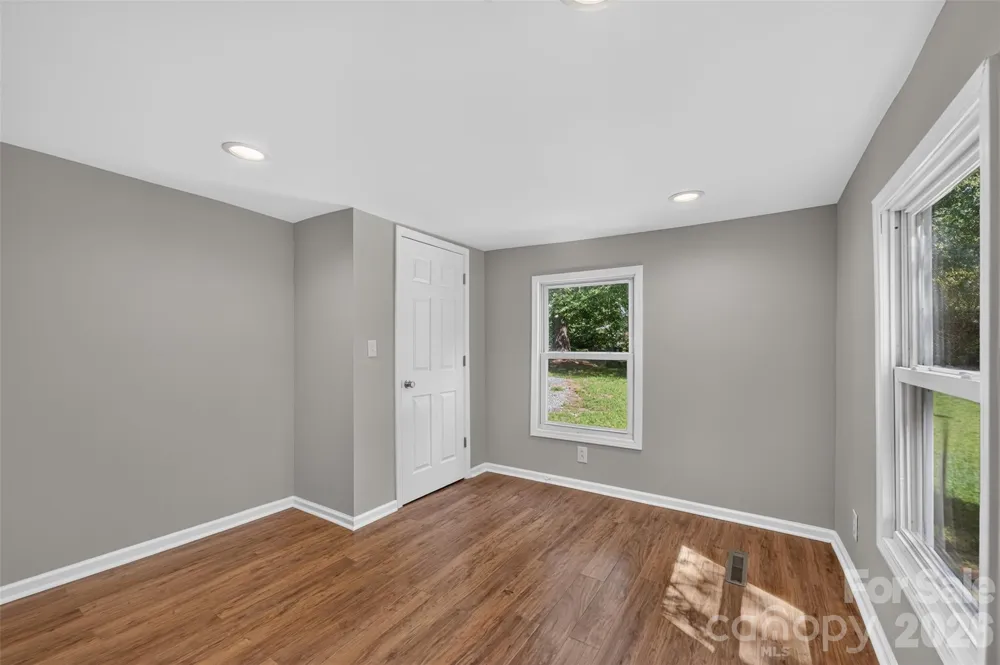 620 10th Street Boulevard NW Hickory, NC 28601
