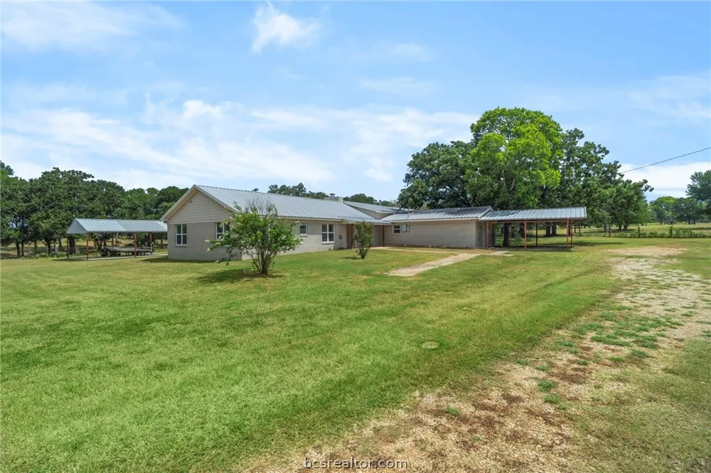 2205 County Road 122 CountyRoad Caldwell, TX 77836