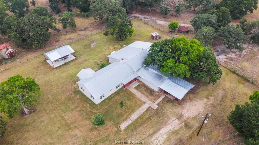 2205 County Road 122 CountyRoad Caldwell, TX 77836