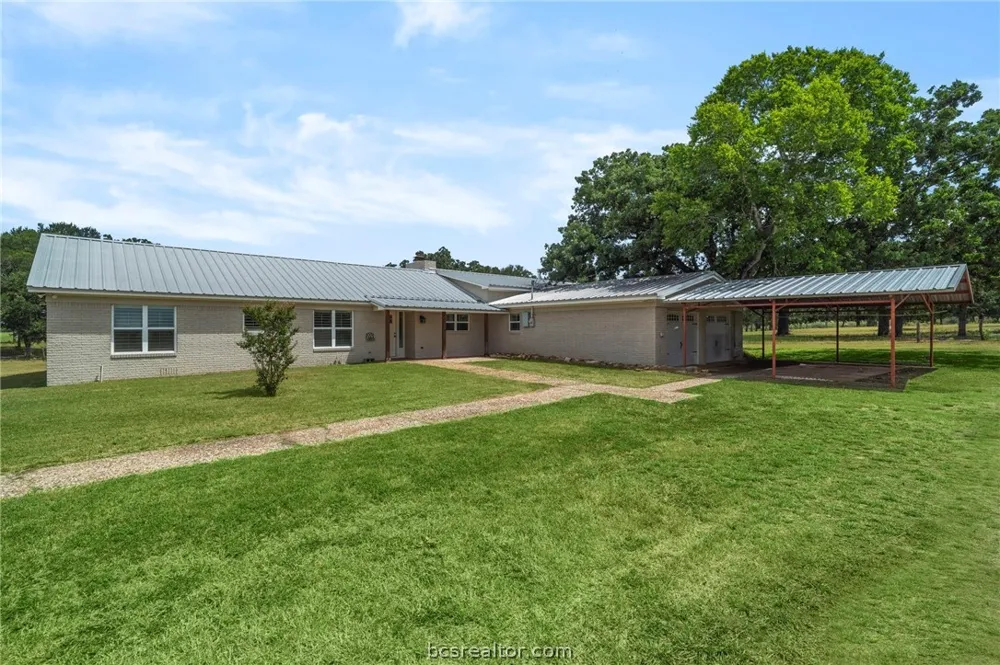 2205 County Road 122 CountyRoad Caldwell, TX 77836