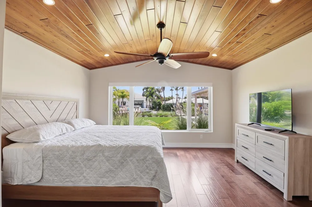16 LEEWARD CIRCLE Tequesta, FL 33469