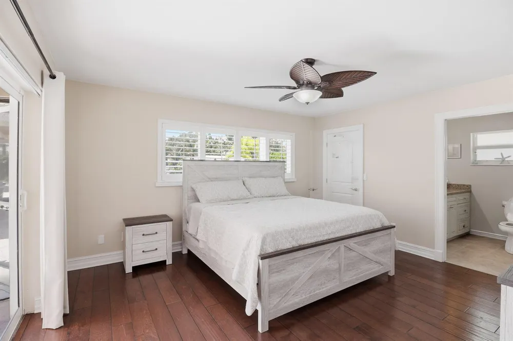 16 LEEWARD CIRCLE Tequesta, FL 33469