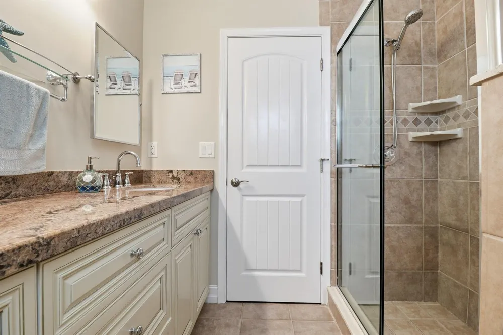 16 LEEWARD CIRCLE Tequesta, FL 33469