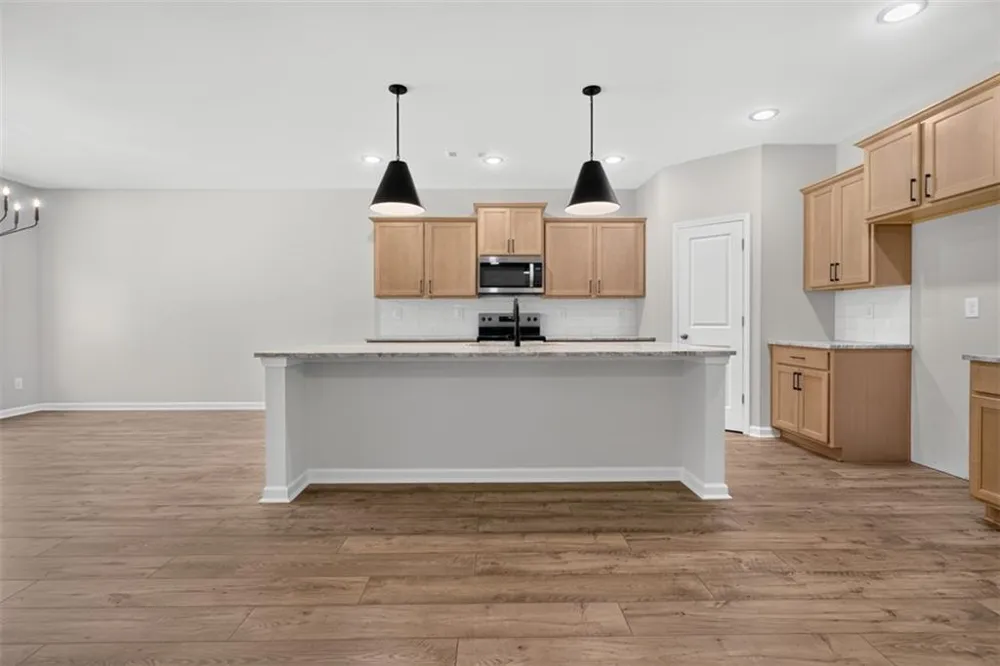 2023 Oconee Bluff Drive Athens, GA 30601
