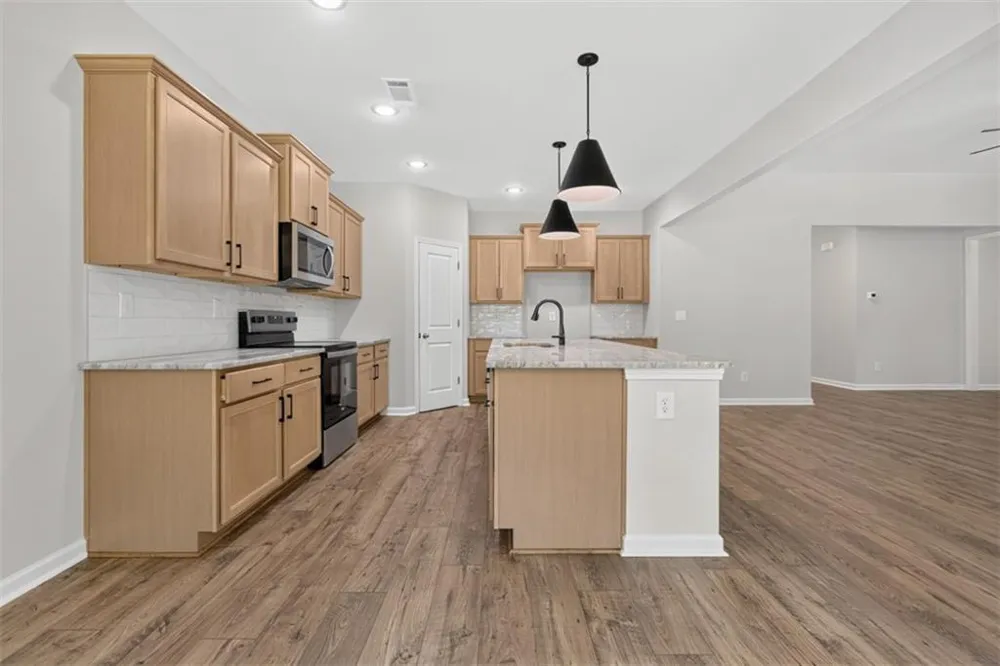 2023 Oconee Bluff Drive Athens, GA 30601
