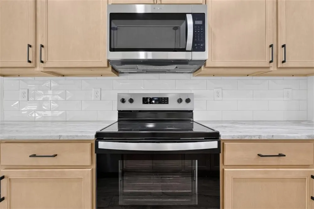 2023 Oconee Bluff Drive Athens, GA 30601