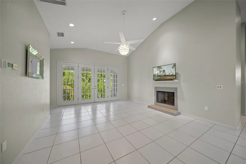 569 JUAN ANASCO DRIVE Longboat Key, FL 34228