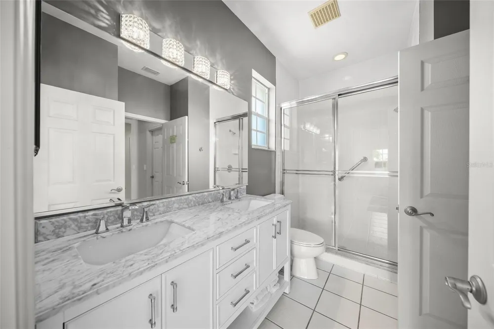 569 JUAN ANASCO DRIVE Longboat Key, FL 34228