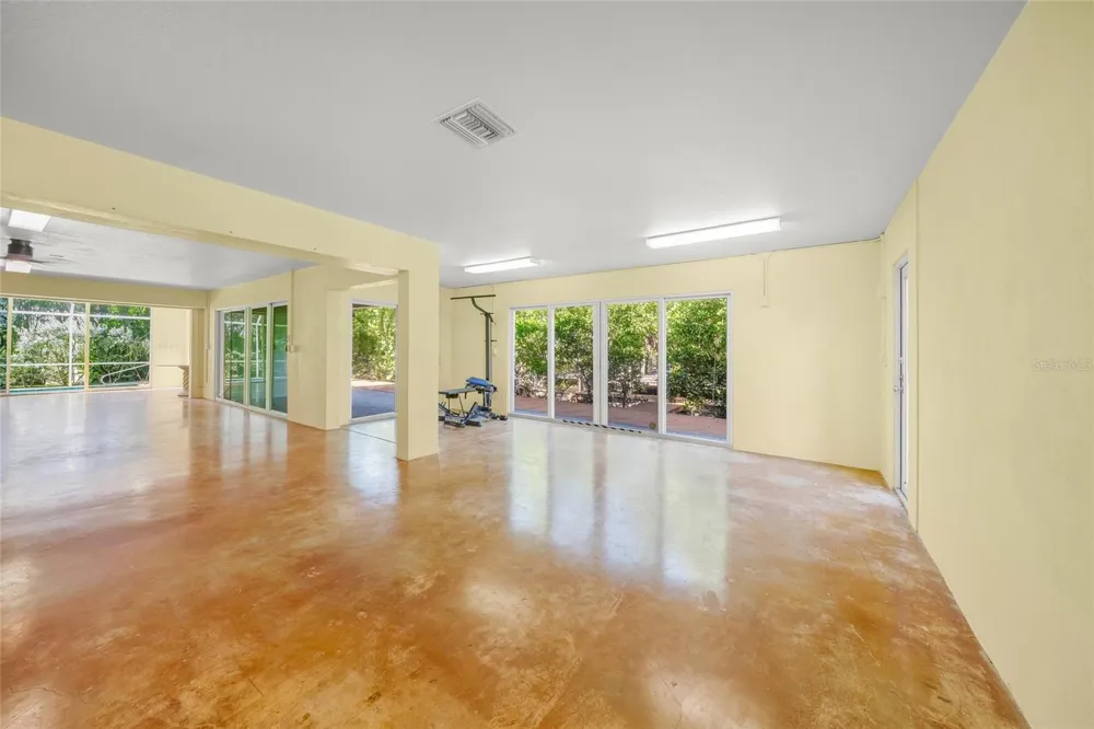569 JUAN ANASCO DRIVE Longboat Key, FL 34228