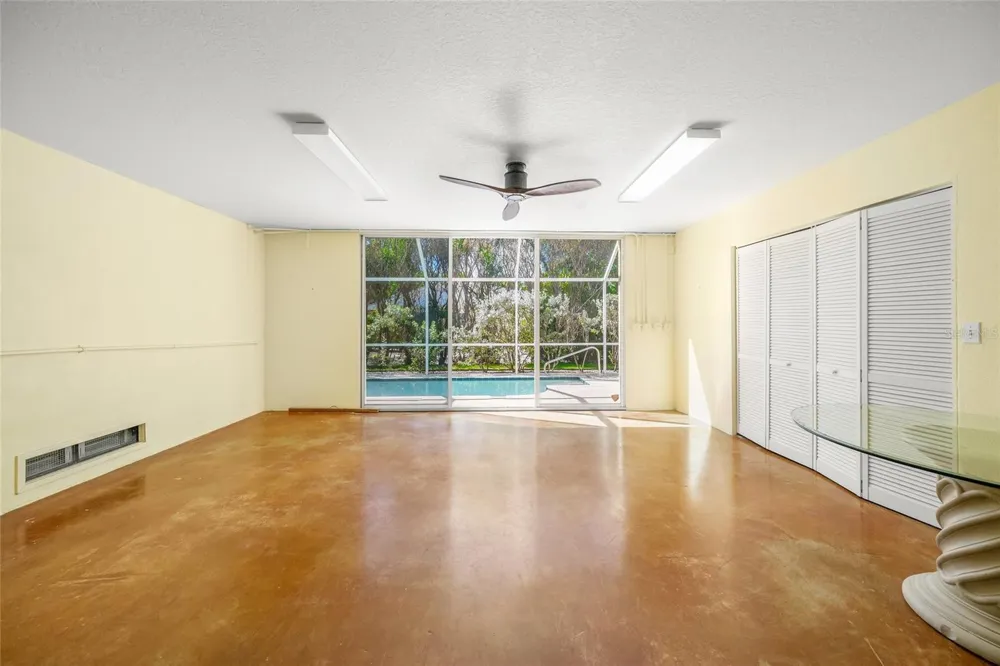 569 JUAN ANASCO DRIVE Longboat Key, FL 34228