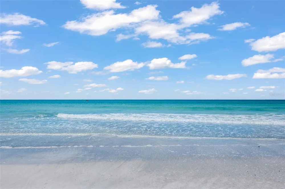 569 JUAN ANASCO DRIVE Longboat Key, FL 34228