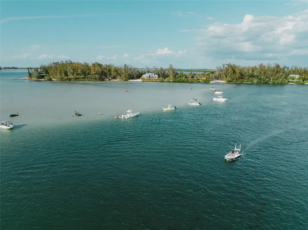 569 JUAN ANASCO DRIVE Longboat Key, FL 34228