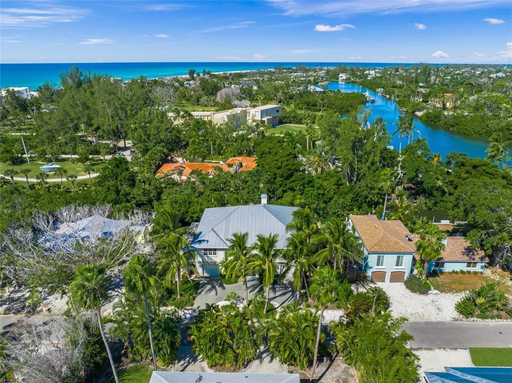 569 JUAN ANASCO DRIVE Longboat Key, FL 34228