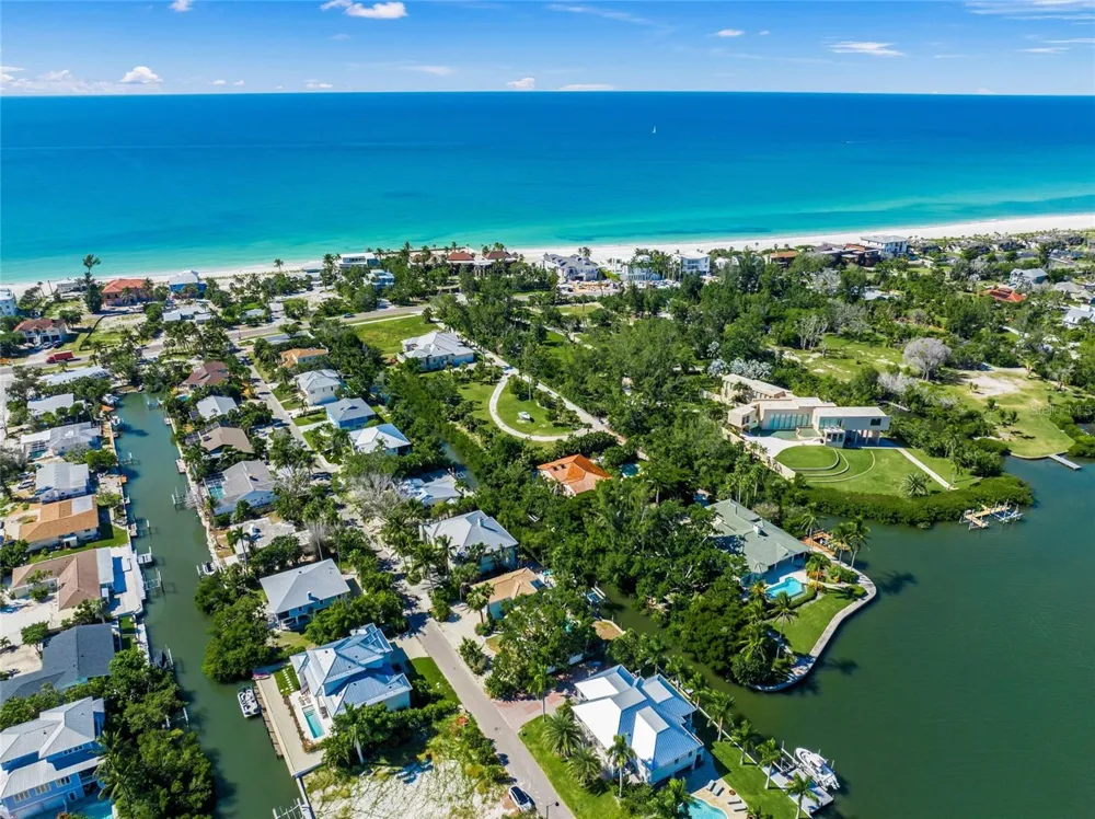 569 JUAN ANASCO DRIVE Longboat Key, FL 34228
