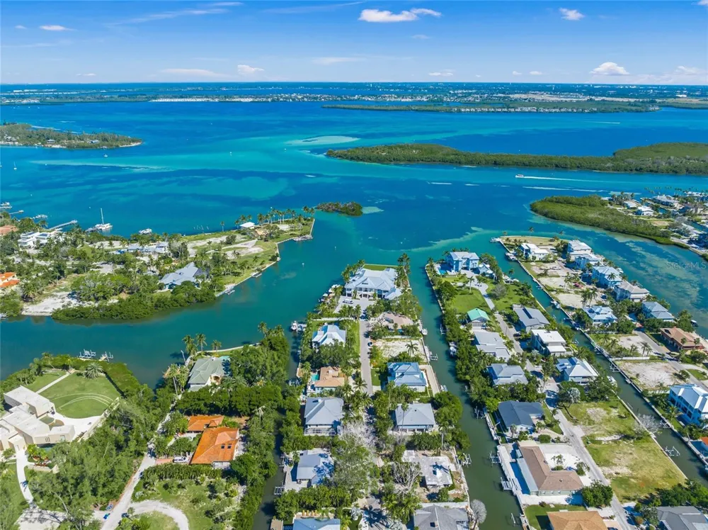 569 JUAN ANASCO DRIVE Longboat Key, FL 34228